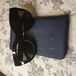 Lespecs